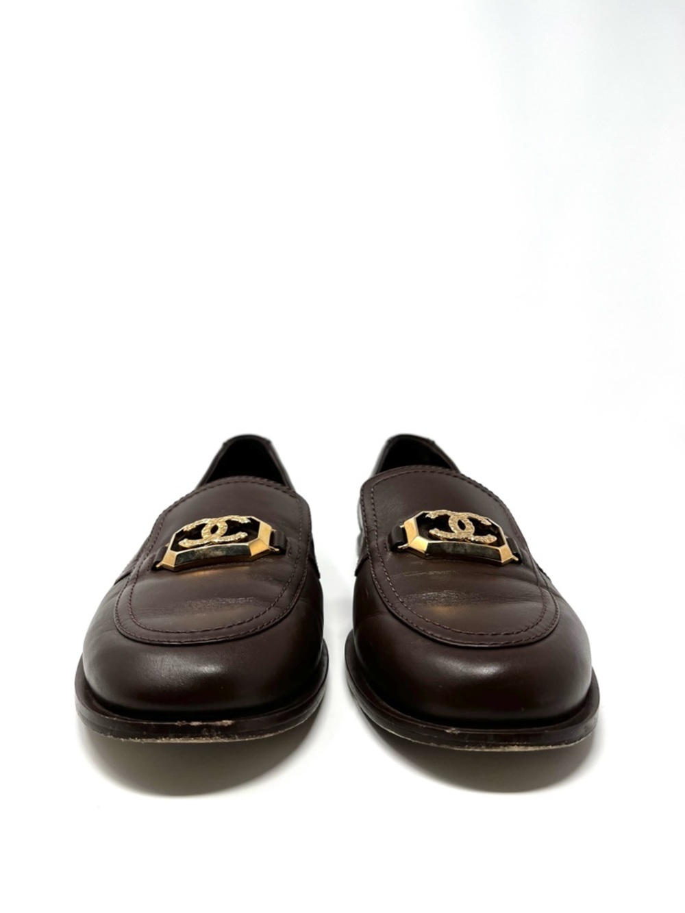 Chanel 2023 Brown Leather Gold Interlocking CC Logo Loafers Flats Shoes 37.5 - Picture 3 of 11